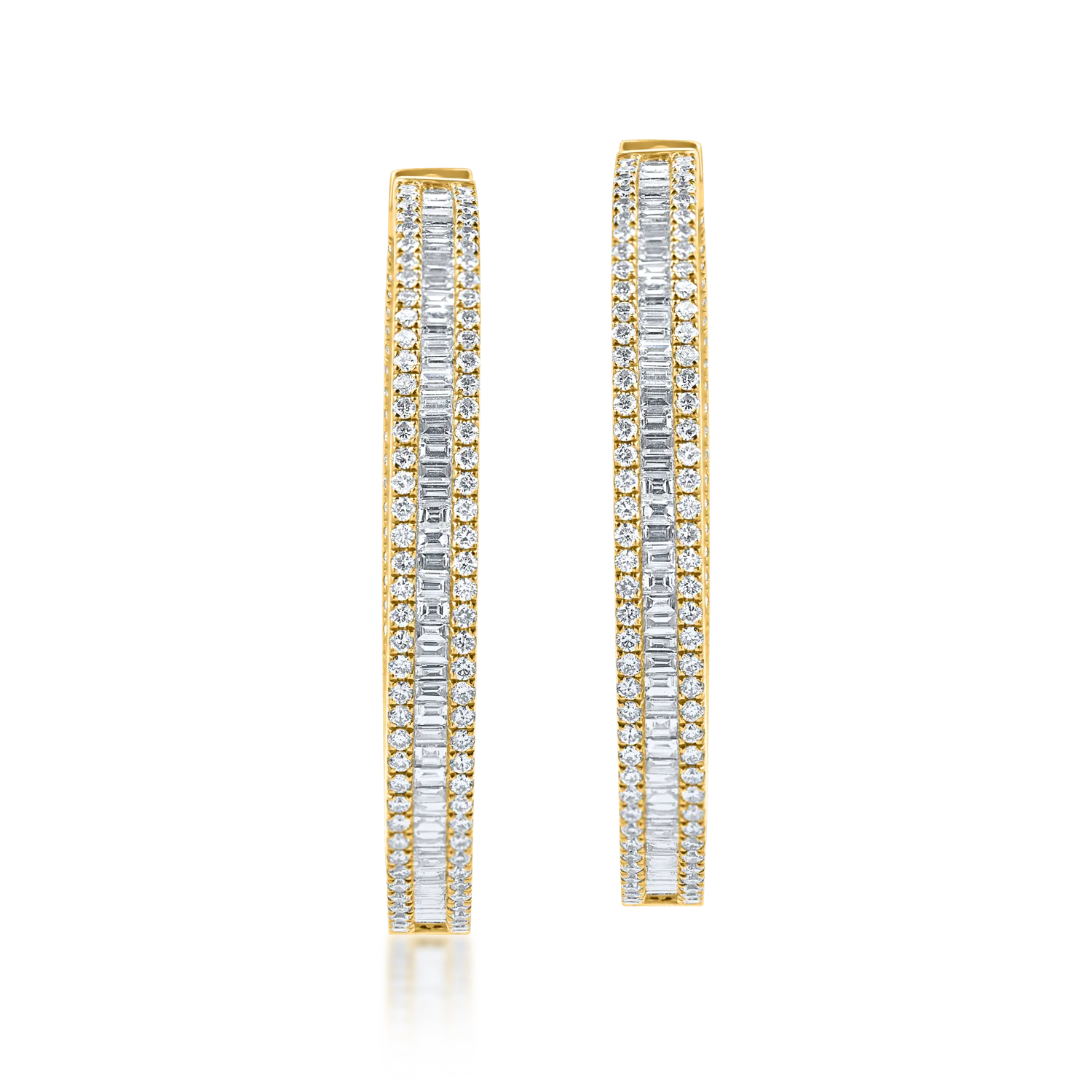 Cercei creole din aur galben cu diamante baguette si round de 3.8ct
