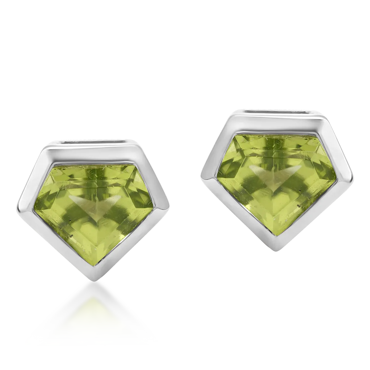 Cercei din aur alb cu peridote de 1.26ct