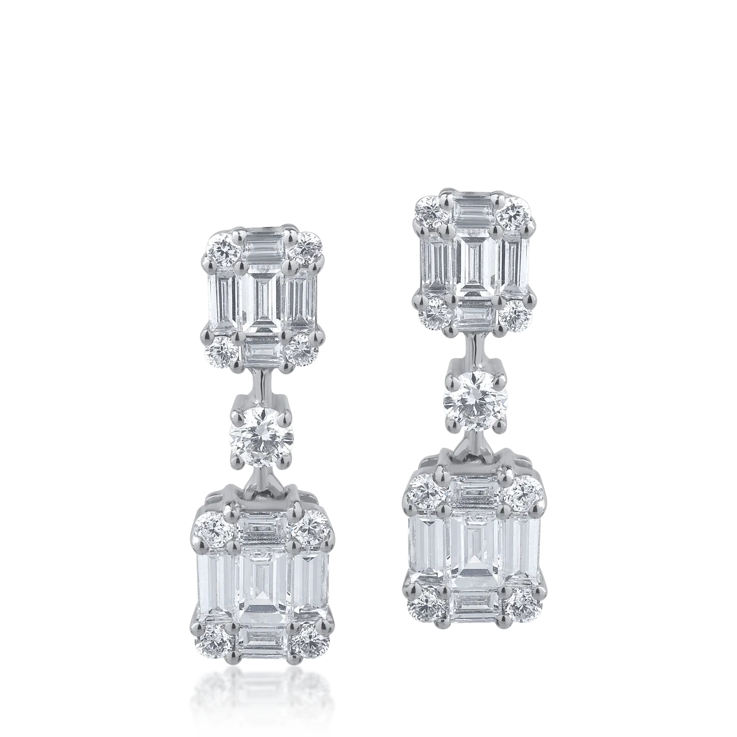 Cercei din aur alb cu diamante baguette si round de 1.79ct
