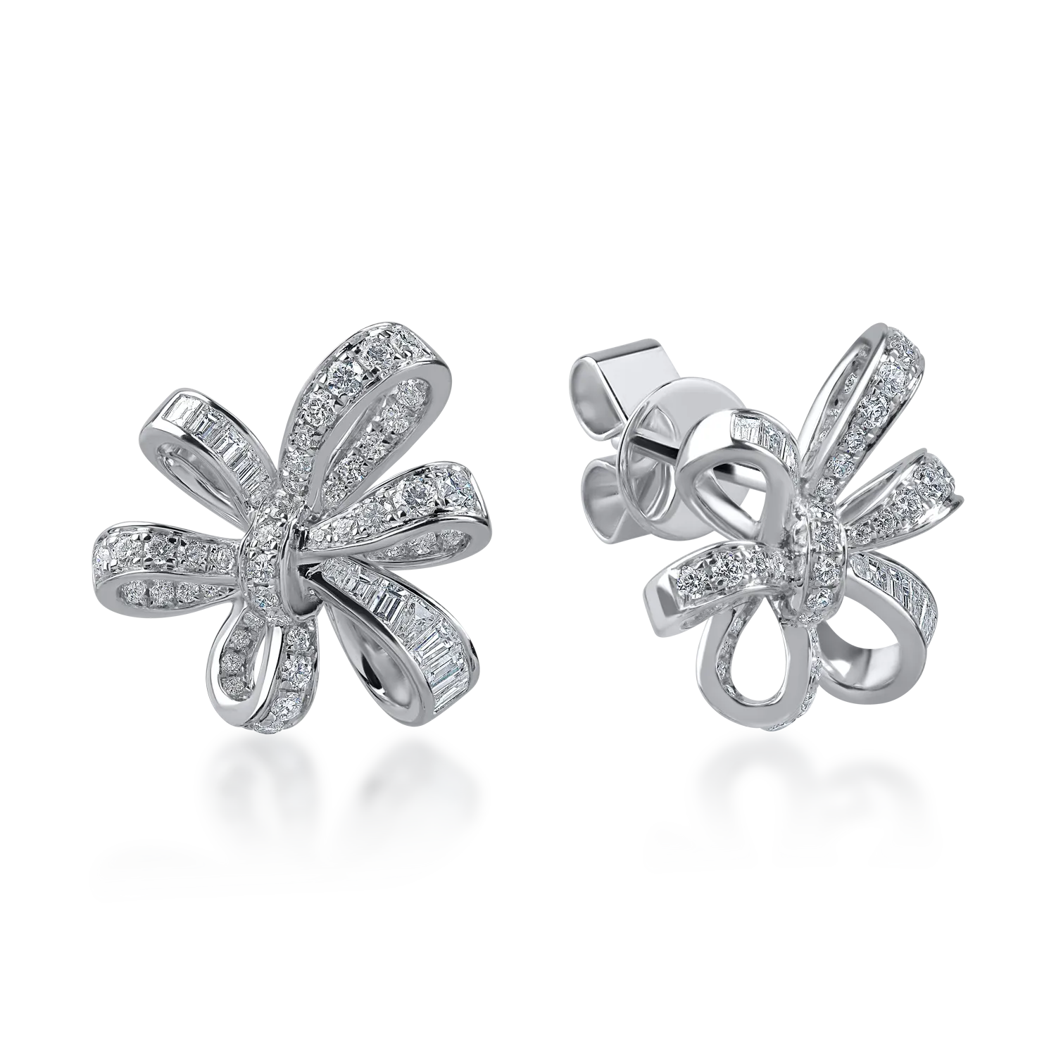 Cercei din aur alb cu diamante de 0.8ct