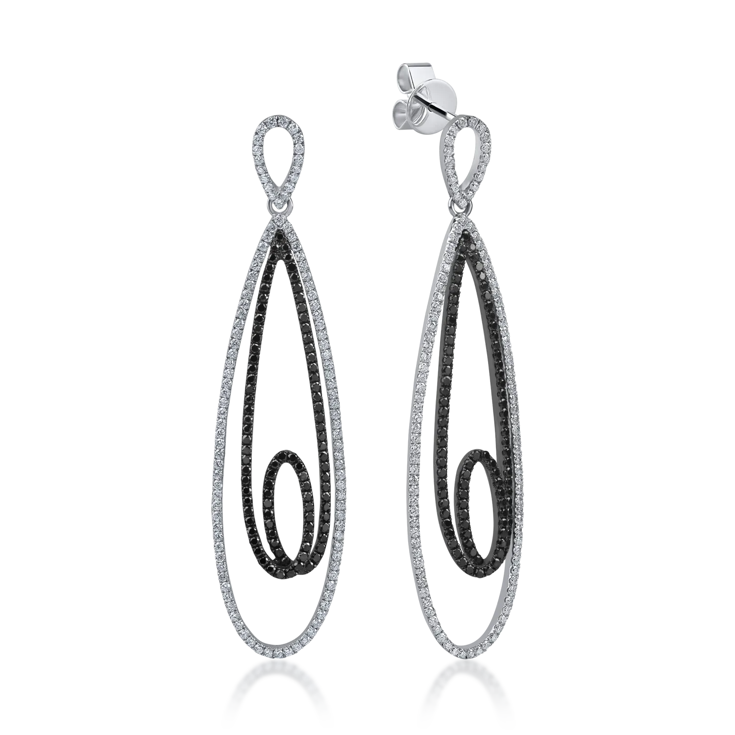 Cercei lungi din aur alb-negru cu diamante negre si incolore de 2.21ct 1 Cercei lungi din aur alb-negru cu diamante negre si incolore de 2.21ct